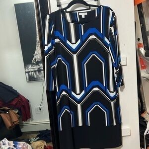 NY & company large stretch, blue black futuristic pattern dress